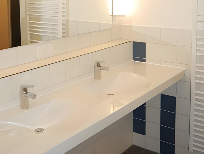 Bathroom 2, Jugendherberge Ratzeburg am See, Herzogtum Lauenburg