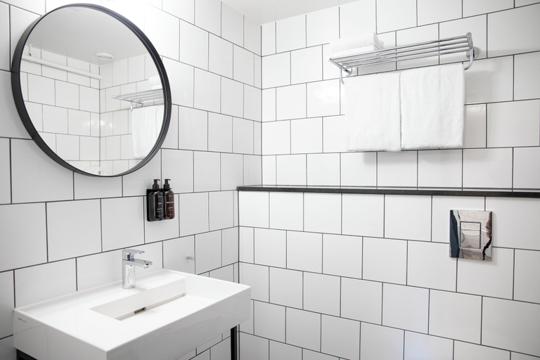 Bathroom 5, Home Hotel Tollboden, Drammen