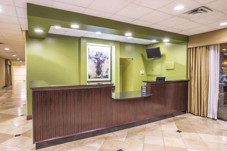 Public Area 3, La Quinta Inn & Suites by Wyndham Indianapolis South, Marion