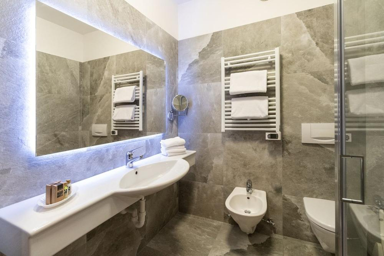 Bathroom 5, Ancora Sport Resort Hotel, Venezia