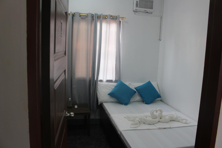 Bedroom 2, Filcan Hostel Coron, Coron