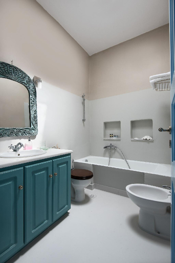 Bathroom 4, ANEROUSSES TRADITIONAL HOUSES, South Aegean