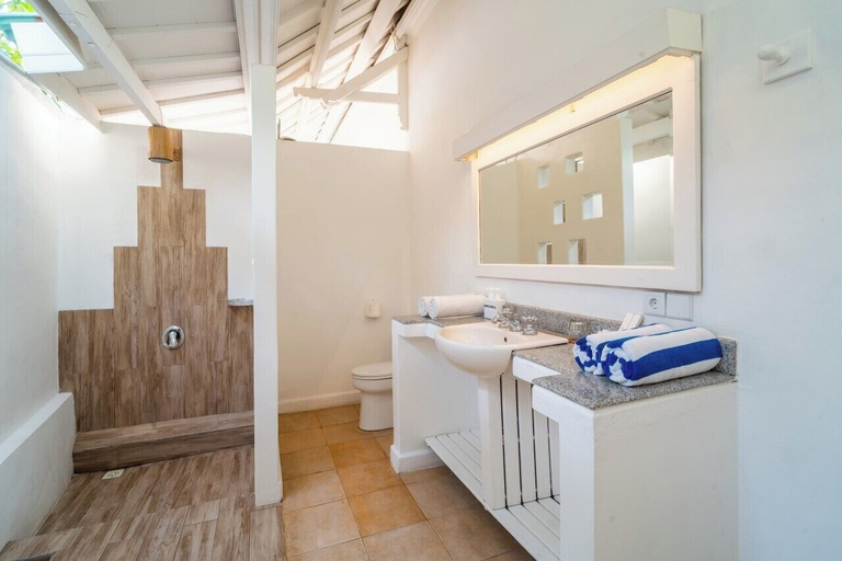 Bathroom 5, Scuba Seraya Resort Tulamben, Karangasem