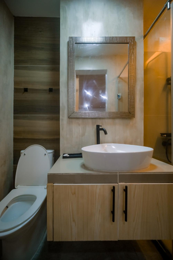Others 5, Resort type Family room for 4 to 5pax with pool, Bacolod City