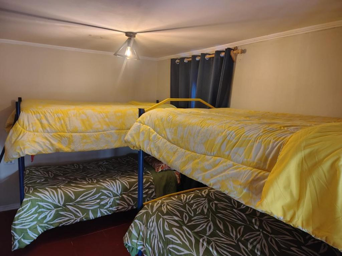 Bedroom 5, Casa Rosa Hostel, Santiago