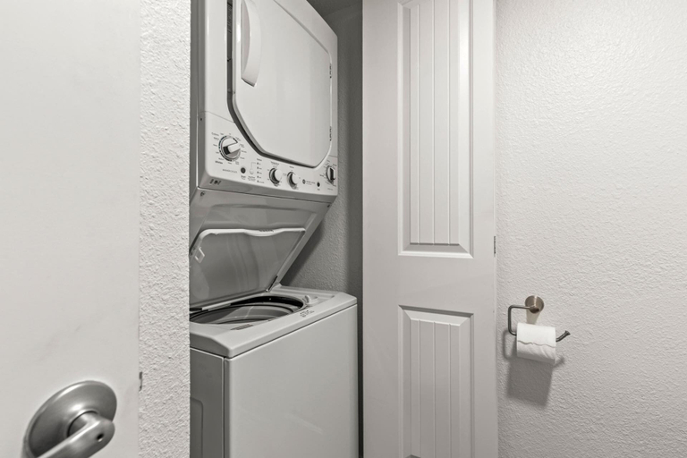 Bathroom 3, Park Meadow Community, Shuttle Route RCT-42 by KBM, Summit