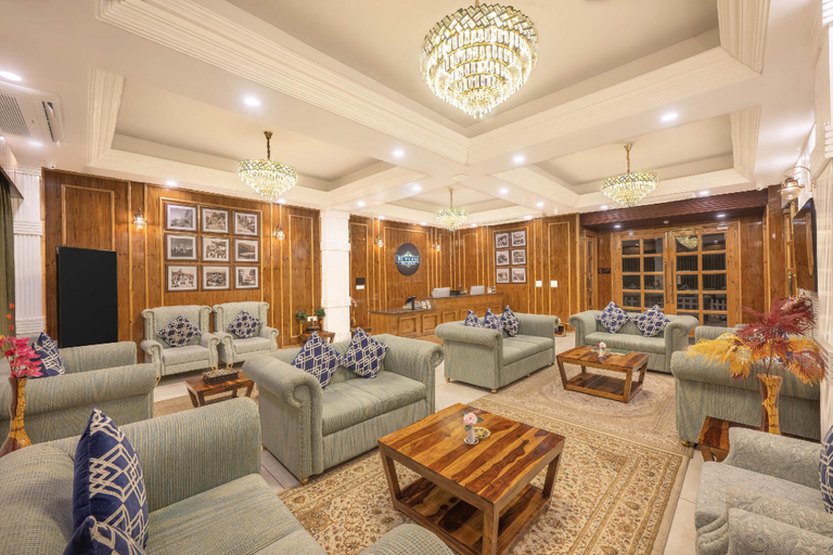 Public Area, Enrise by Sayaji, Kufri, Shimla