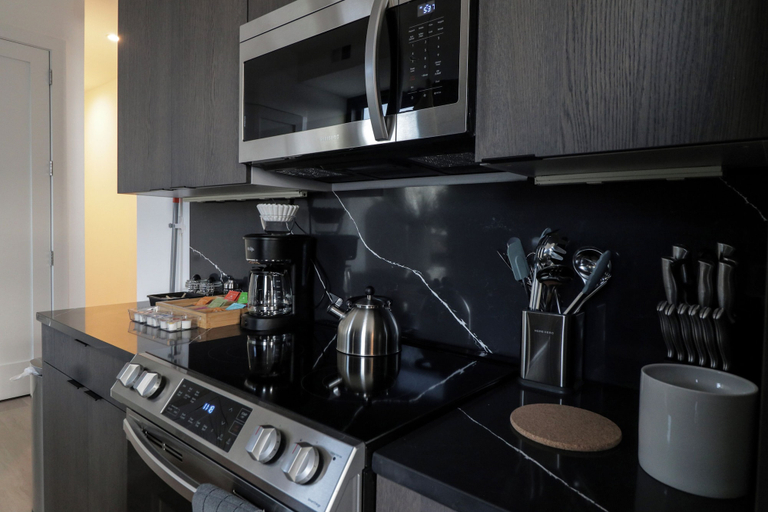 Others 5, Unit 9: Luxe 2BR Penthouse | Sleeps 6, Washington D.C.
