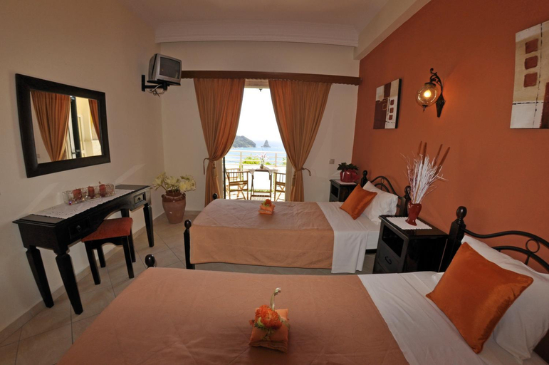 Bedroom, Mazis Apartments, Ionian Islands