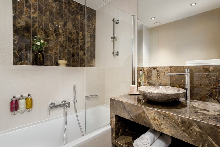 Bathroom 3, Merveil Luxury Suites - Marais - Caire I-II, Paris