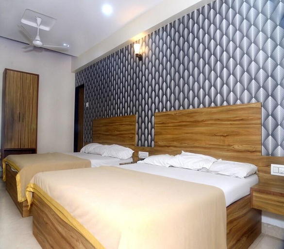 Bedroom, Hotel Radhika Pune, Pune