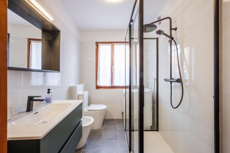 Bathroom 3, Ca' Gallion 1144, Venezia