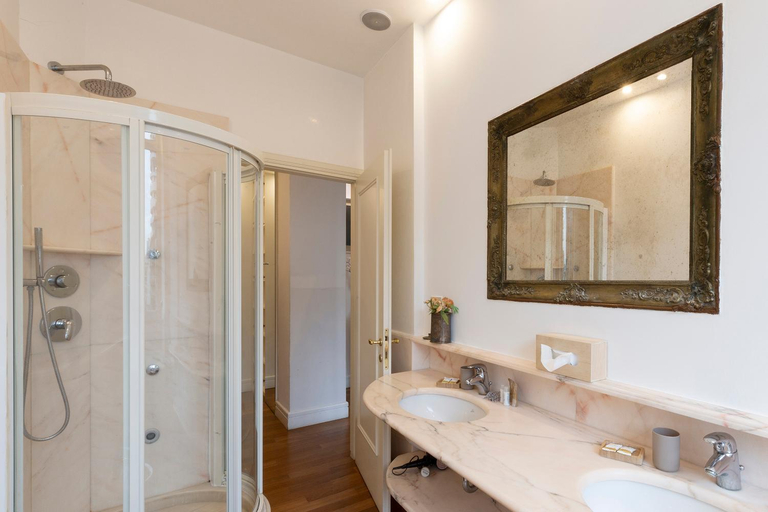 Others 2, Vittore Rooms & Apartment, Milano