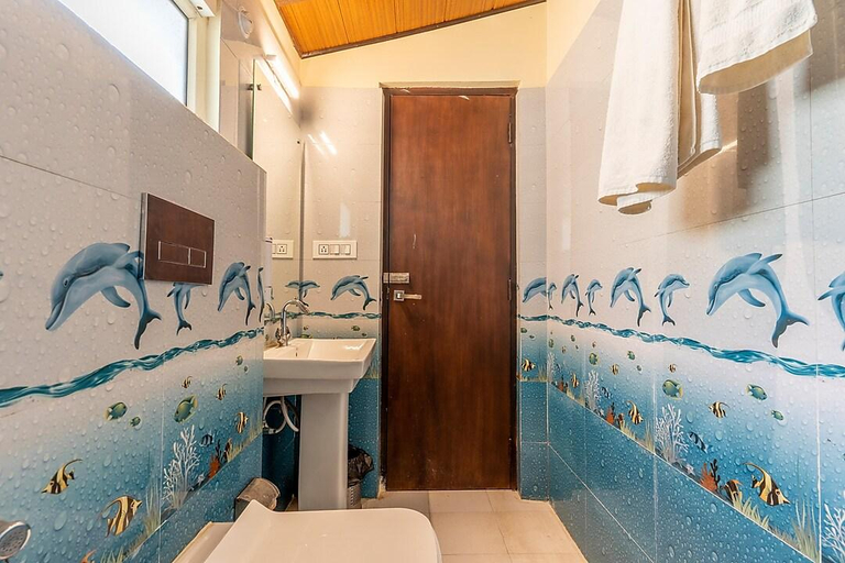 Bathroom, Solglow Resort - Kainchi Dham, Nainital
