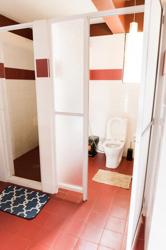 Bathroom 3, Seaview Hills Luxury Apartments & Rooms, Dauis