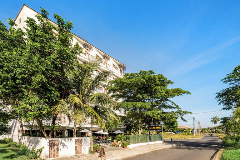Exterior & Views 2, HA Ocean Front Hotel and Apartment, Da Nang
