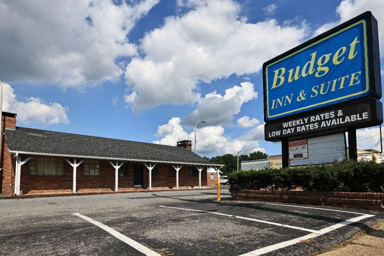 Exterior & Views 2, Budget Inn and Suites, Camden
