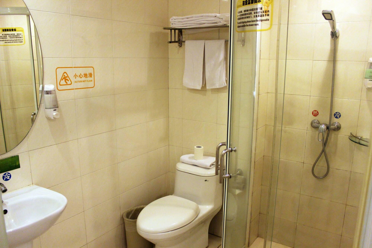 Bathroom 4, Green Oasis Hotel, Shenzhen