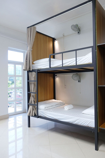 Bedroom 2, RAW Hostel - Tour & Motorbikes Rental, Hà Giang