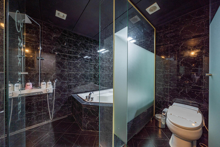 Bathroom, Rex Hotel Cheonan, Cheonan