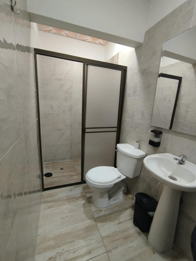 Bathroom 3, Hotel El Mohan, Neiva