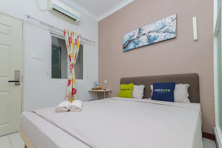 bedroom 14