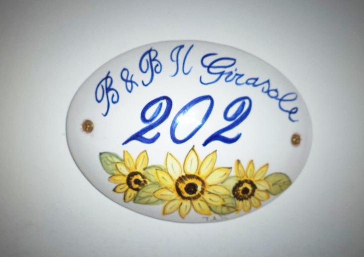 Others 4, Il Girasole, Vibo Valentia