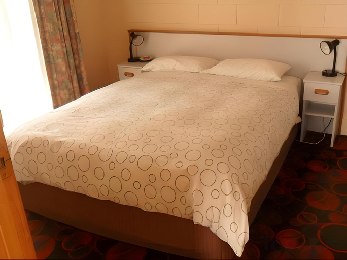 Bedroom 3, Sheffield Motor Inn, Kentish