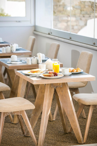 Food & Drinks 5, Ilio Maris, South Aegean