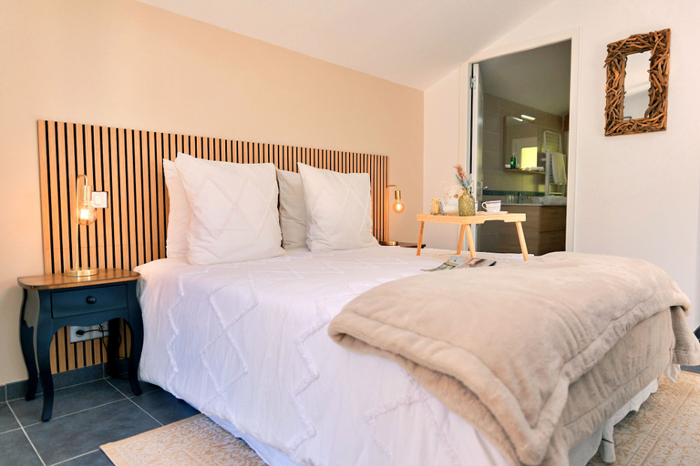 Bedroom 2, Patio des Rêves, Gers