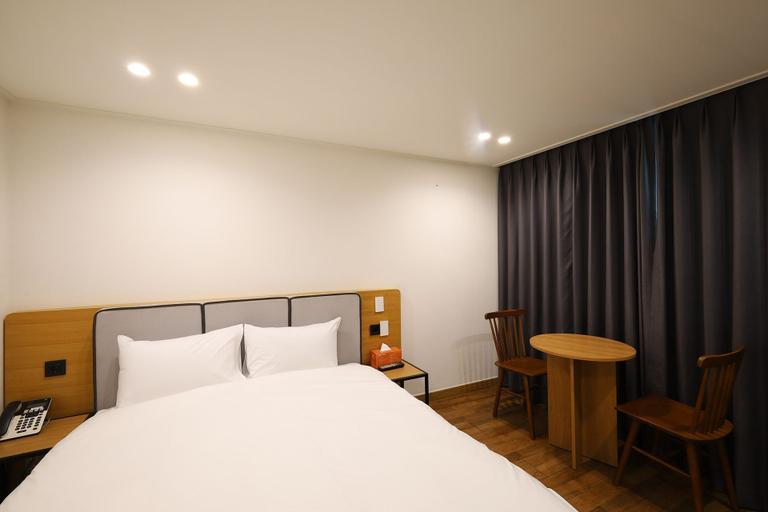 Bedroom 3, The Beach Hotel Haeundae, Haeundae