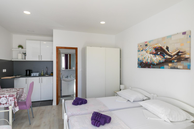 Bedroom 2, Apartments Karol&Mara-Studio Aparment 2, Župa Dubrovačka