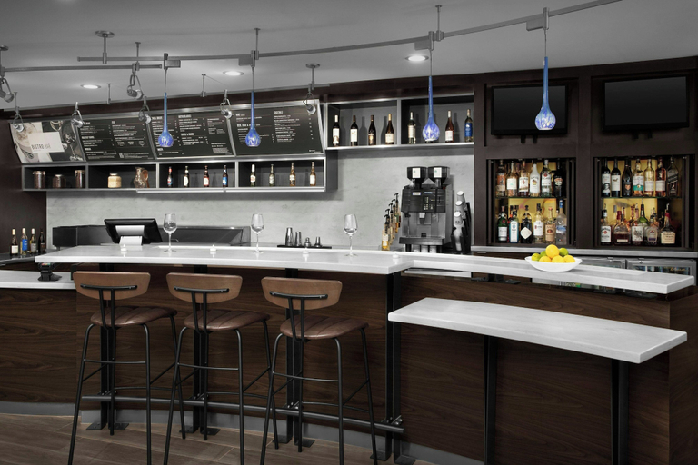 Food & Drinks 4, Courtyard Pensacola Downtown, Escambia