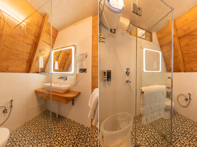 Bathroom 4, The Lake Ambience Resort, Nainital