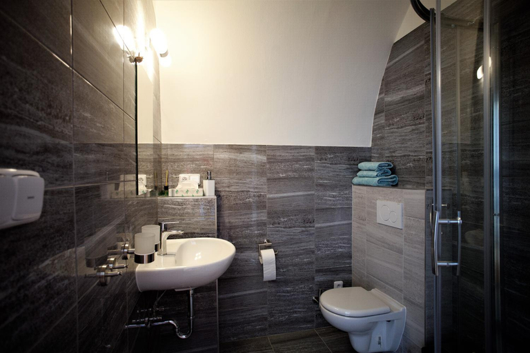 Bathroom 3, Penzion u Pidly, Cheb