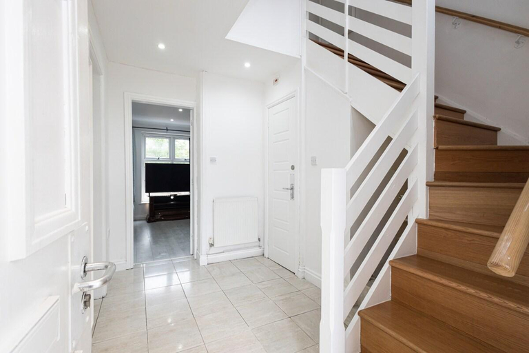 Others 5, Cosy Retreats Central+ Netflix+Free Parking, Manchester