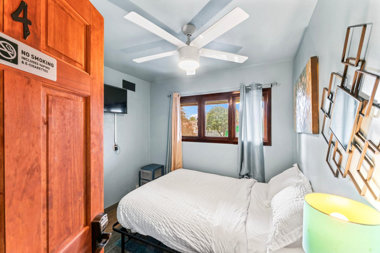 Bedroom, Compact, Comfortable And Cozy Too, Anchorage