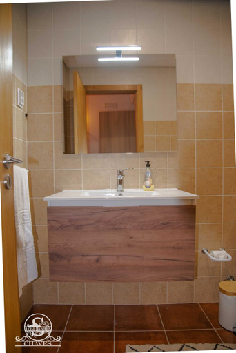 Bathroom 2, A Casa dos Sonhos, Chaves