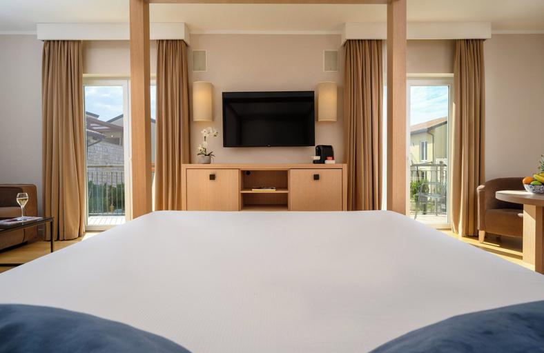 Bedroom 4, Leonardo Hotel Lago di Garda – Wellness and Spa, Verona