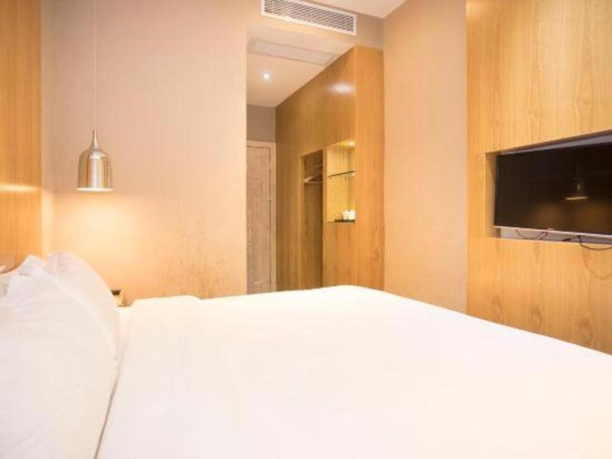 Bedroom 2, The Art Hotel Cai Tian Branch , Shenzhen