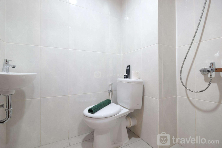 Others 2, Good Studio at Evenciio Apt Margonda By Travelio, Depok
