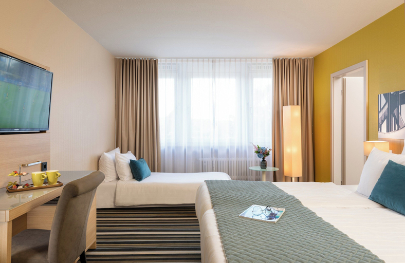 Bedroom 3, Leonardo Hotel Hamburg Elbbruecken, Hamburg