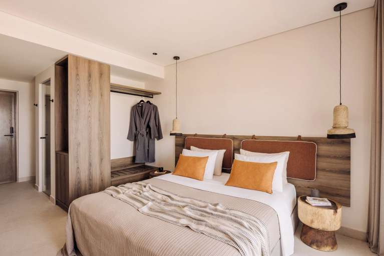 Room 4, Cabo, Ionian Islands