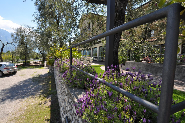 Others 3, Hotel Rosemarie, Brescia