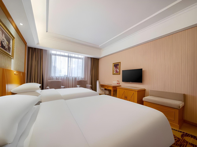 Bedroom 2, Vienna Hotel Shenzhen Hakkas Town, Shenzhen