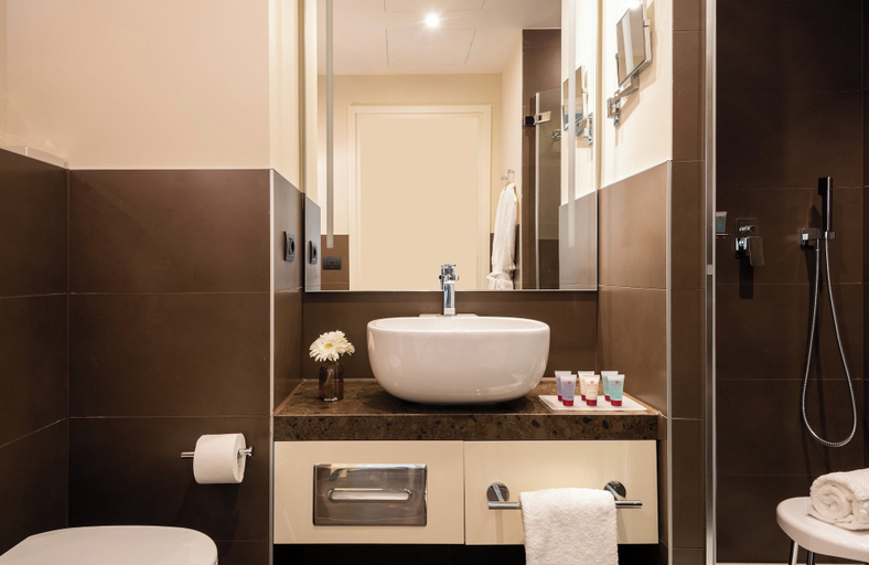 Bathroom 4, Leonardo Royal Hotel Venice Mestre, Venezia