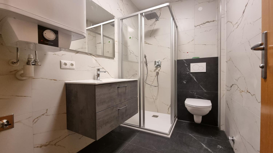 Bathroom 2, Apartments Mikulan Nara, Baška