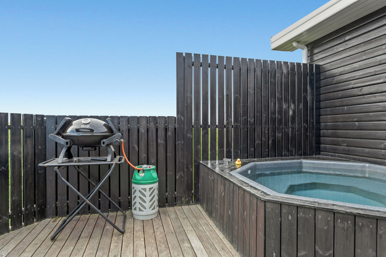 Sport & Beauty 4, Ocean Break Cabins, Sandgerði