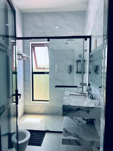 Bathroom 2, Mthuzi Nadi Lodge, Siavonga