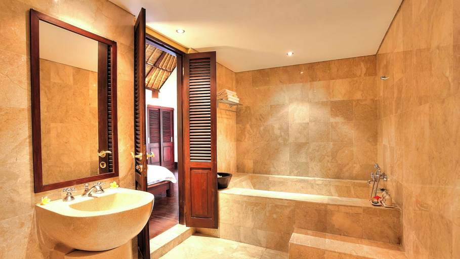 Bathroom 5, Villa Alamanda, Gianyar
